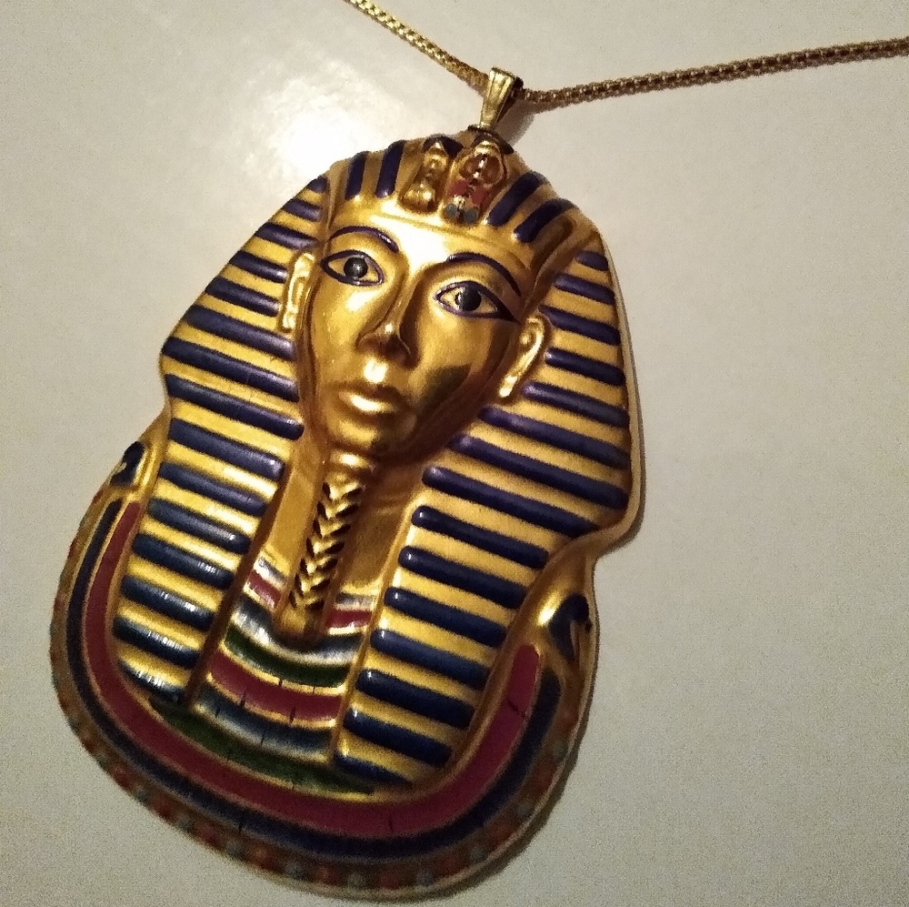 Large pharoah pendant/necklace